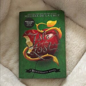 Disney The Isle of the Lost Book - Green and Red Cover